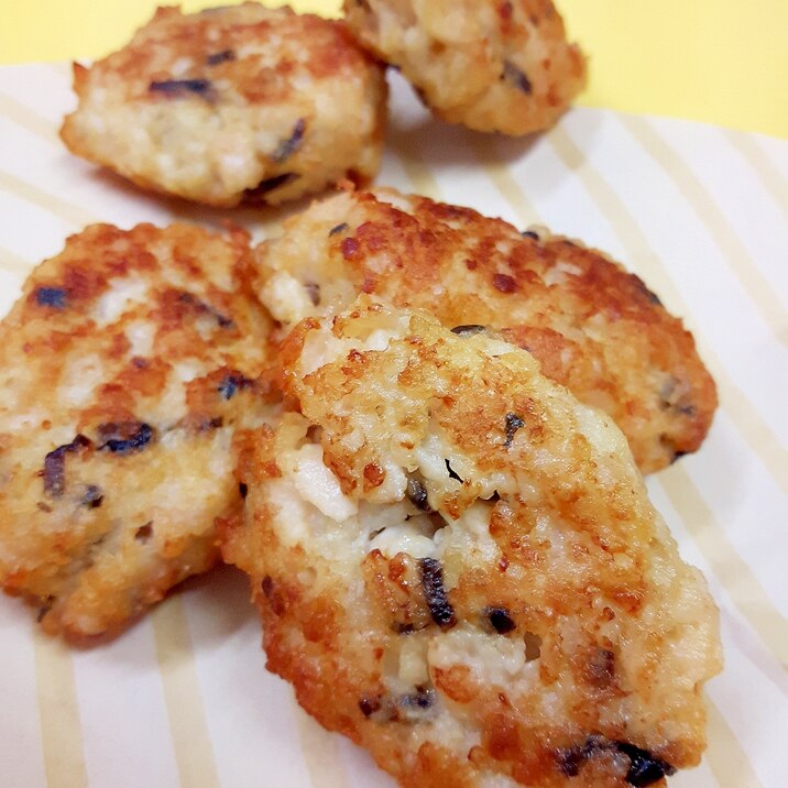 子供が喜ぶ 鶏ひき肉 長芋 塩昆布の唐揚げ レシピ 作り方 By Acchan66 楽天レシピ 子供が喜ぶ 鶏ひき肉 長芋 塩昆布の唐揚げ レシピ 作り方 By Acchan66 楽天レシピ